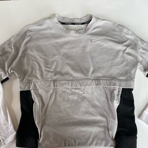 Nike Dri Fit Pullover Womens L Gray Running Long Sleeve Thumbholes Pockets
